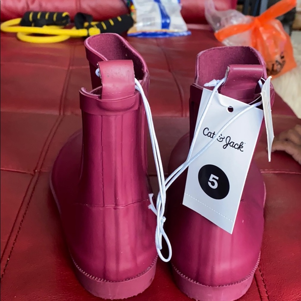 Shoes - Picture 2 of 2